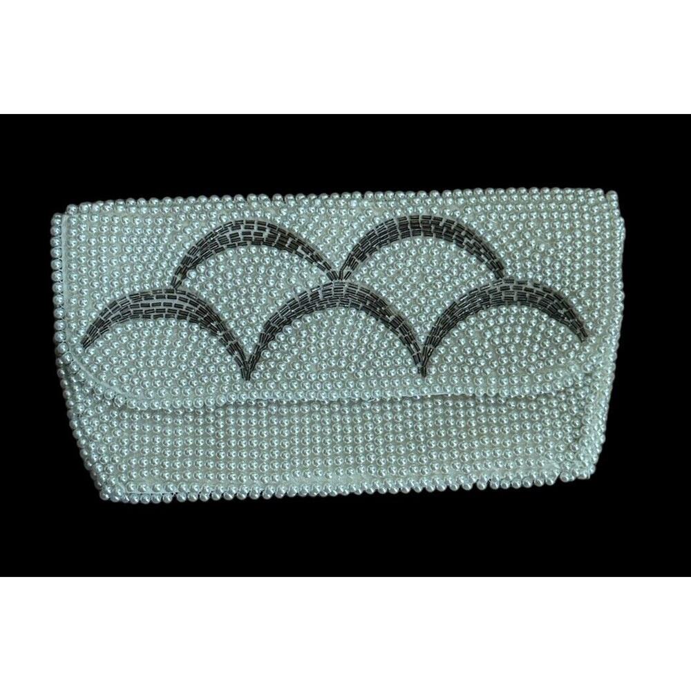 Beaded VTG Wallet‎ Women’s White Cream Lined Faux Pearl Zipper Classic Elegant